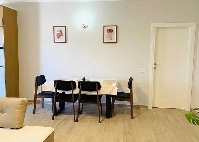 Apartment Nova Center Divjake