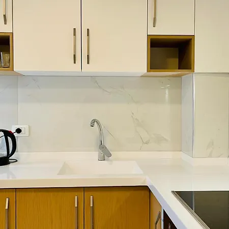 Nova Center Apartment