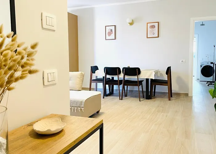 Nova Center Διαμέρισμα Divjake